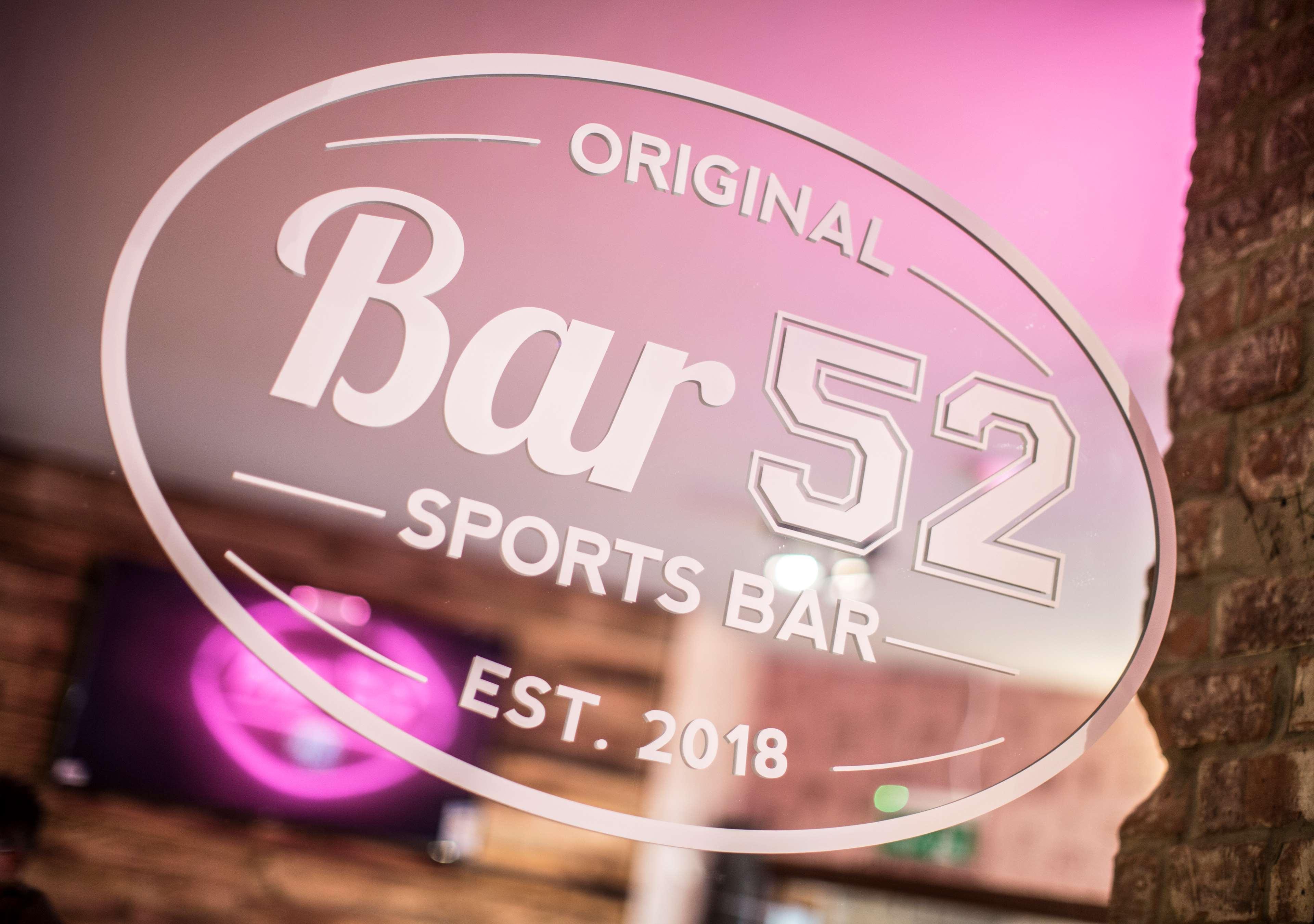 Whitley Parade Hotel - Formerly Known As Hotel52 وايتلي باي المرافق الصورة